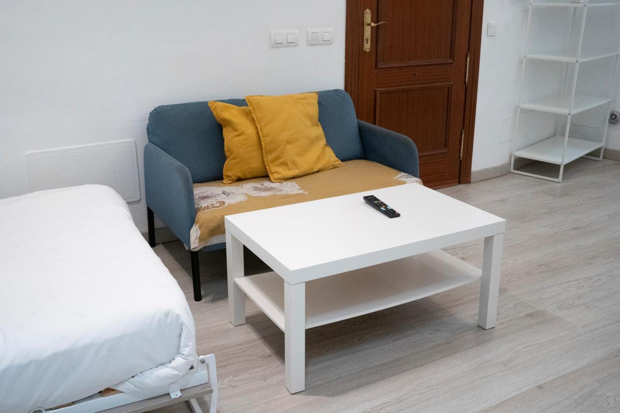 Estupendo Estudio Al Lado De Plaza La Merced Málaga Dış mekan fotoğraf