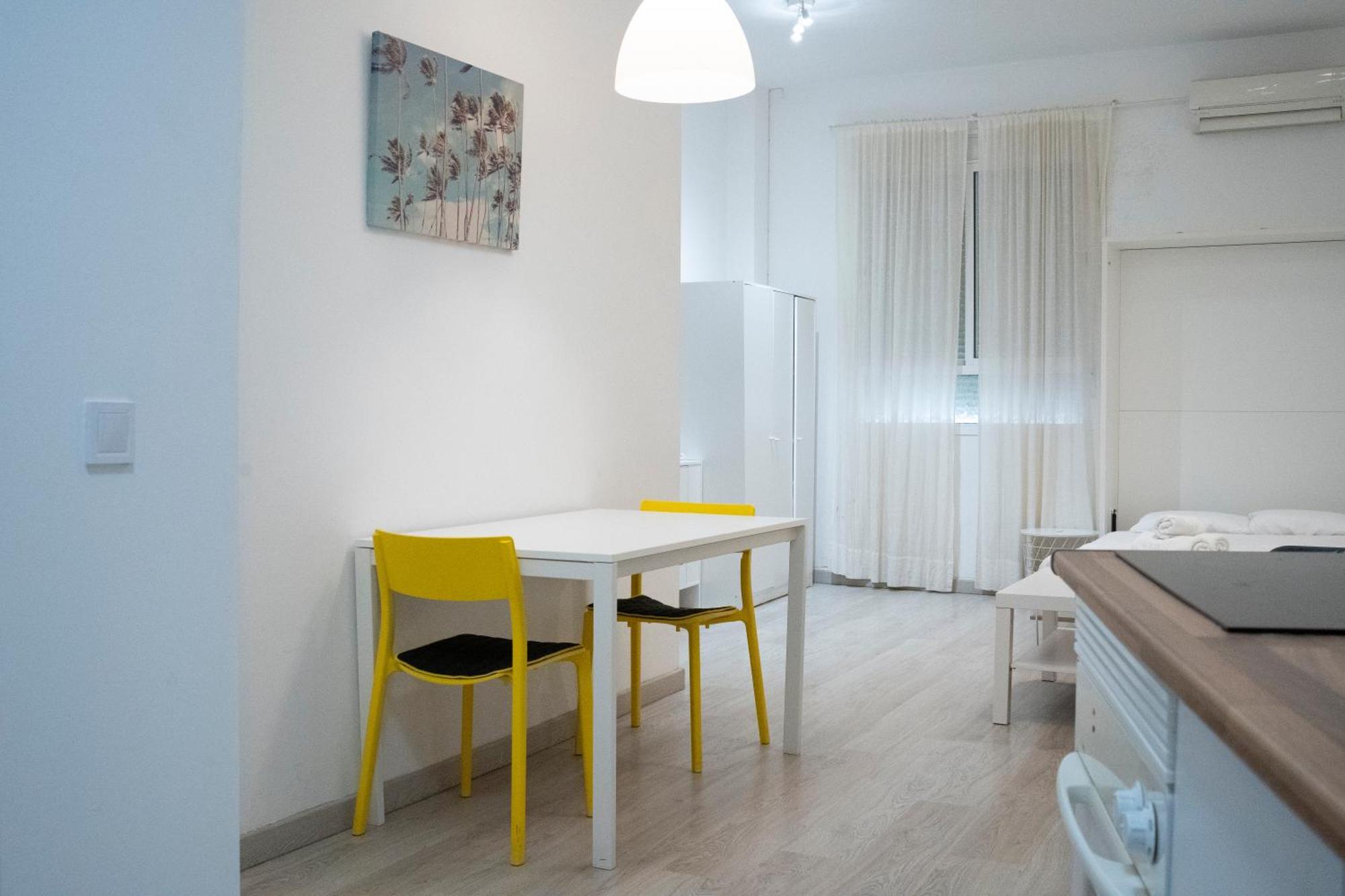 Estupendo Estudio Al Lado De Plaza La Merced Málaga Dış mekan fotoğraf